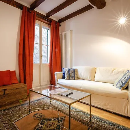 Lele Suite, In Centro Storico Daire