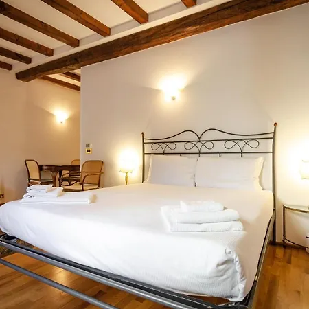 Lele Suite, In Centro Storico * Bologna