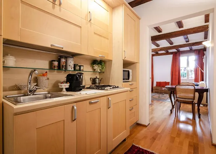 Lele Suite, In Centro Storico 아파트 *